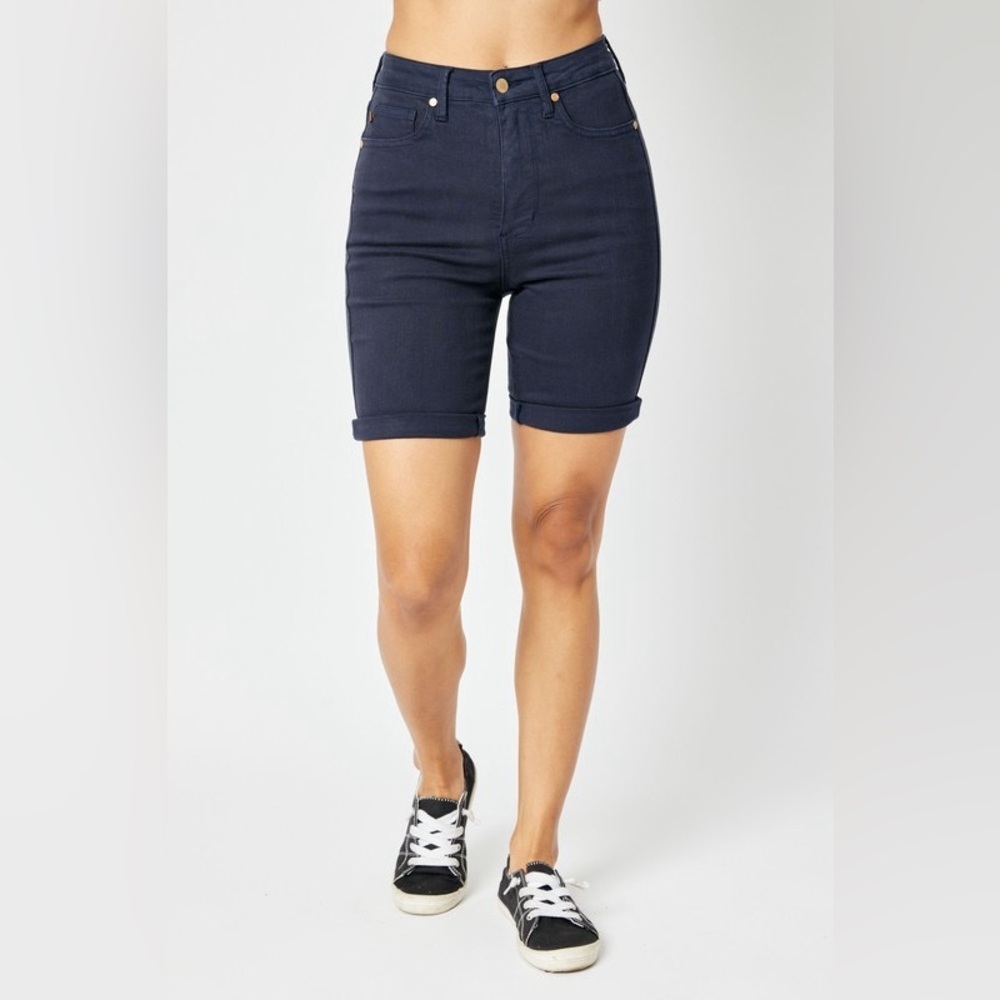 Judy Blue High Waist Tummy Control Bermuda Shorts​